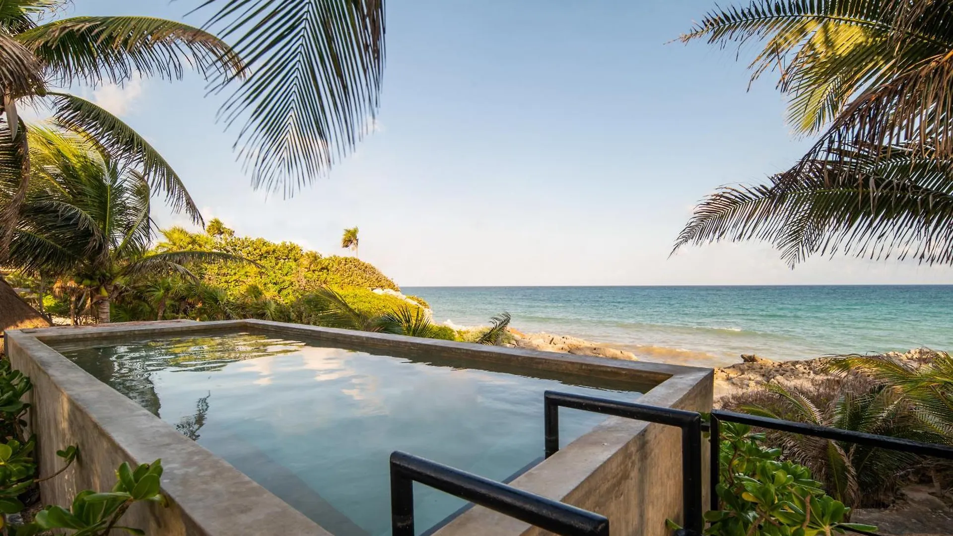 Tropicalito Villa On The Beach Tulum